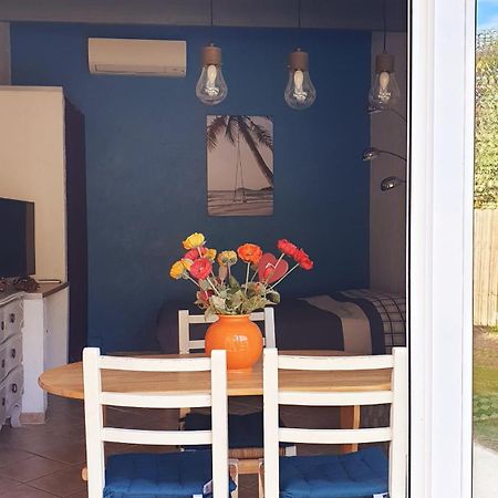 Studio 33 M2 Au Calme Proche Hyeres Ла Кро Екстериор снимка